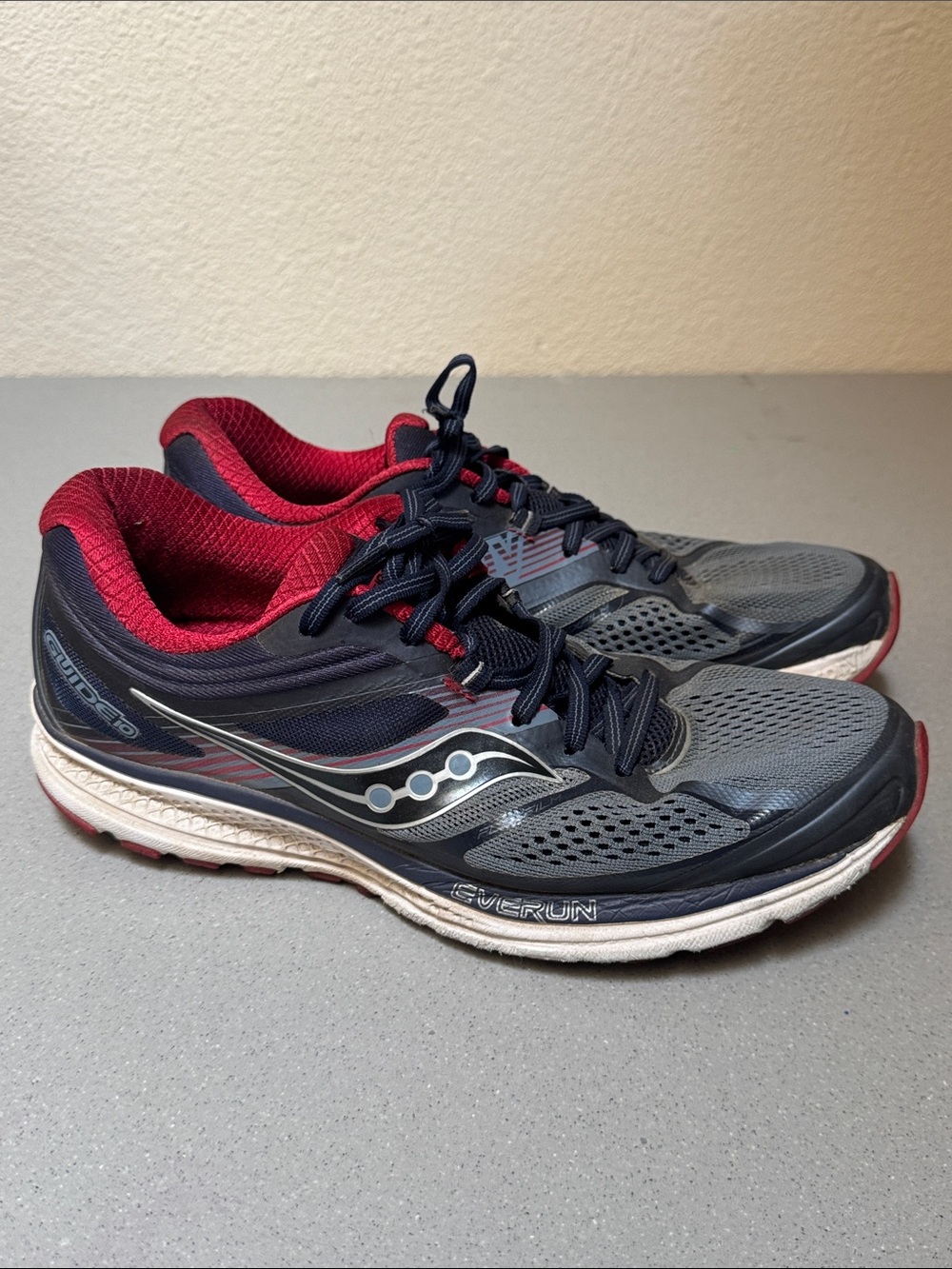 Saucony Men's Navy, Blue & Red Running Shoes